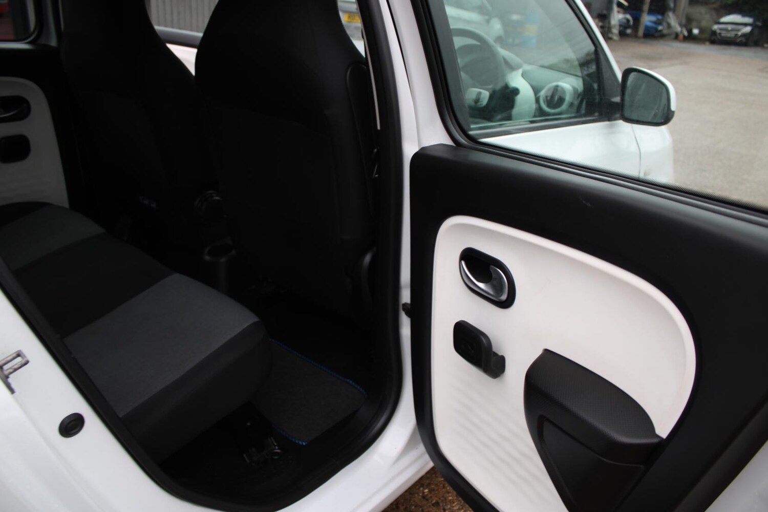 Used Renault Twingo 2015 for sale - 77462016: Photo 17