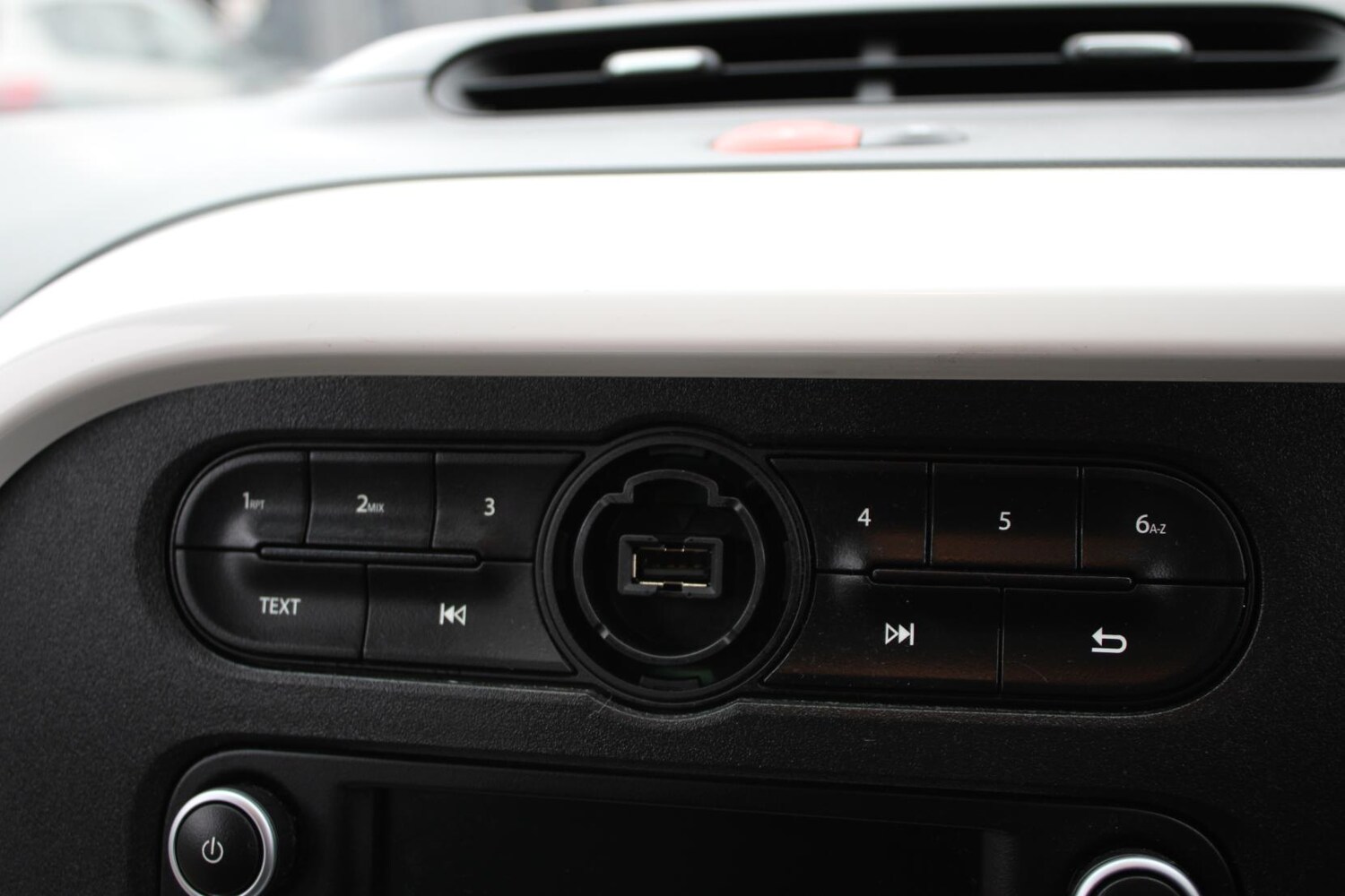 Used Renault Twingo 2015 for sale - 77462016: Photo 21