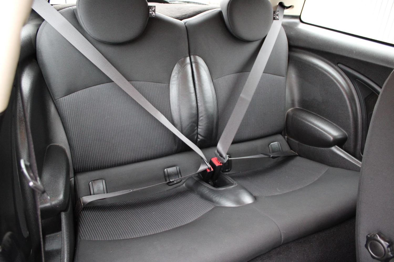 Used MINI Hatch 2011 for sale - 77001796: Photo 16