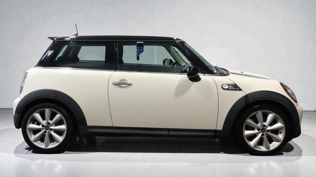 Used MINI Hatch 2011 for sale - 77001796: Photo 2