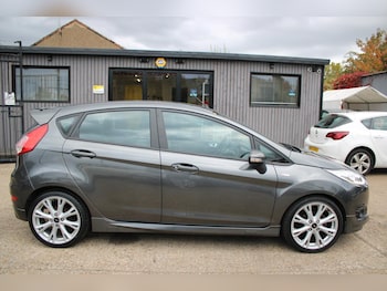 Used Ford Fiesta 2017 for sale - 76922294: Photo