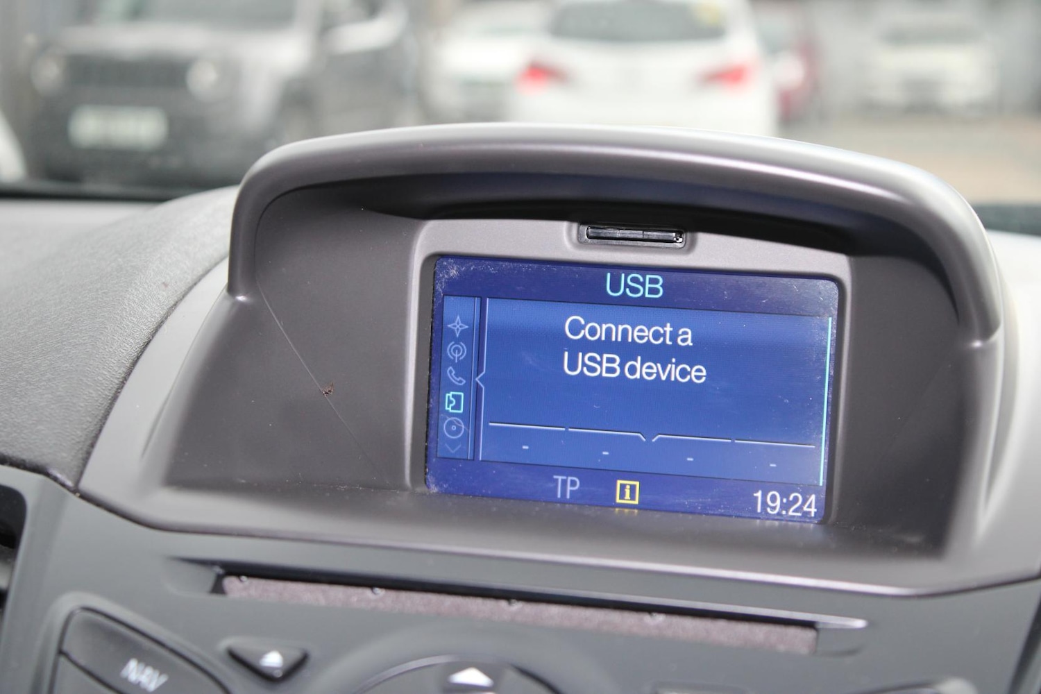 Used Ford Fiesta 2017 for sale - 76922294: Photo 31