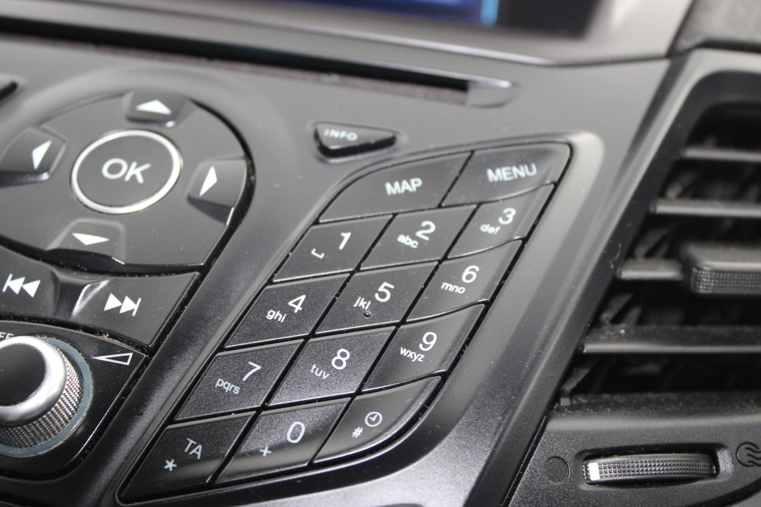 Used Ford Fiesta 2017 for sale - 76922294: Photo 33