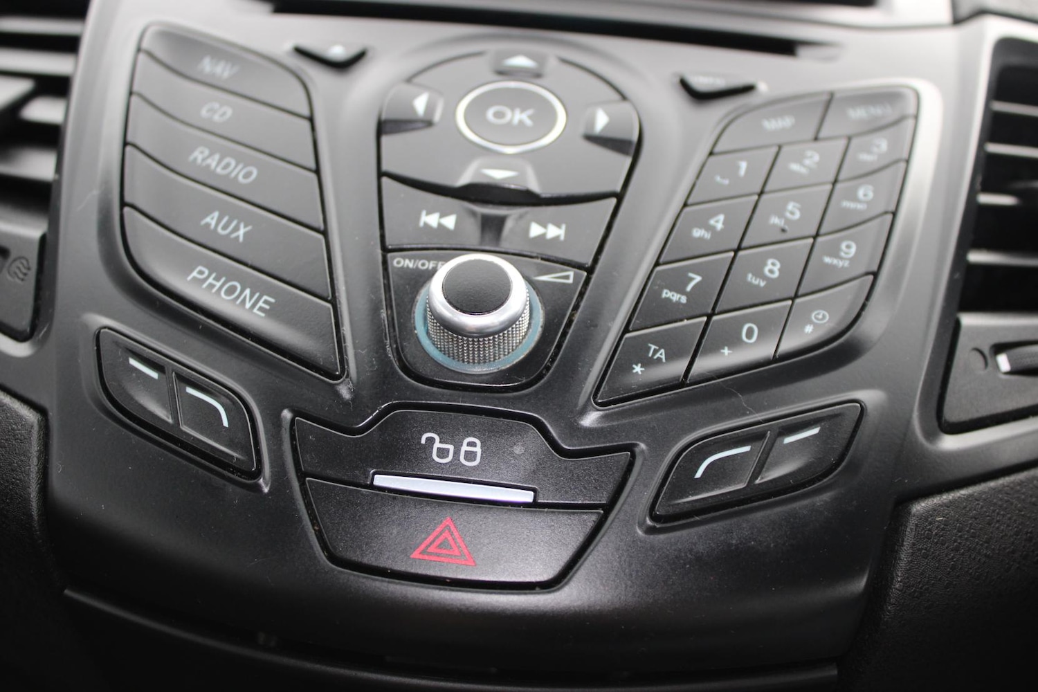 Used Ford Fiesta 2017 for sale - 76922294: Photo 34