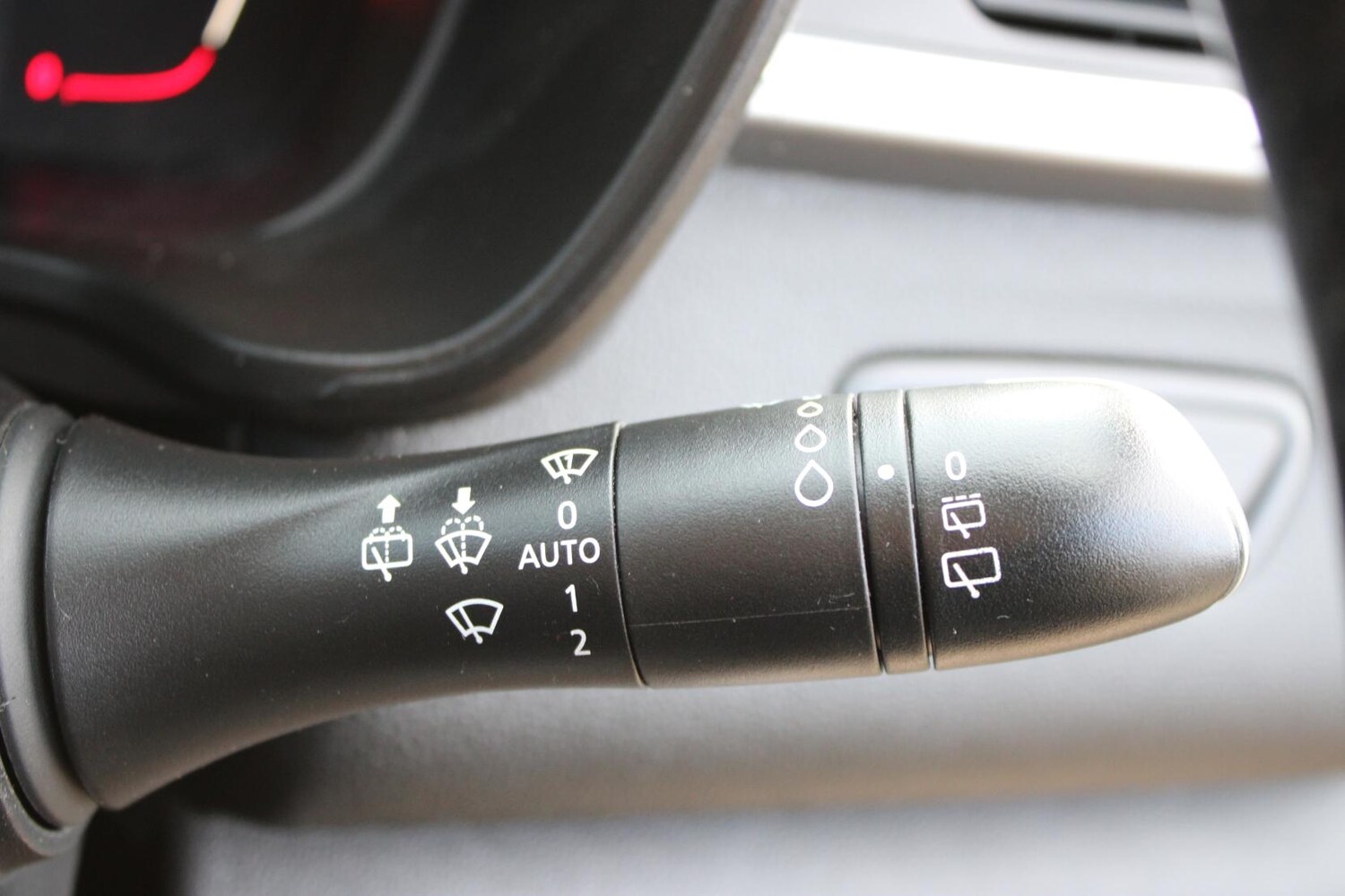 Used Renault Kadjar 2017 for sale - 77462030: Photo 30