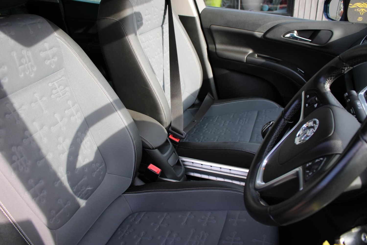 Used Vauxhall Meriva 2015 for sale - 76922254: Photo 11