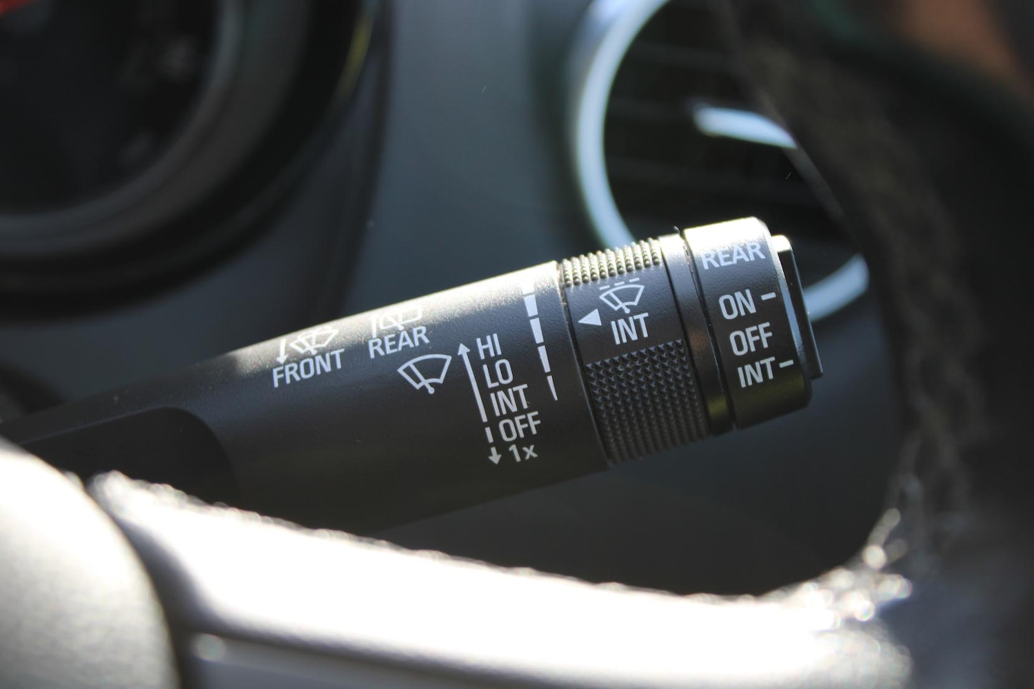 Used Vauxhall Meriva 2015 for sale - 76922254: Photo 22