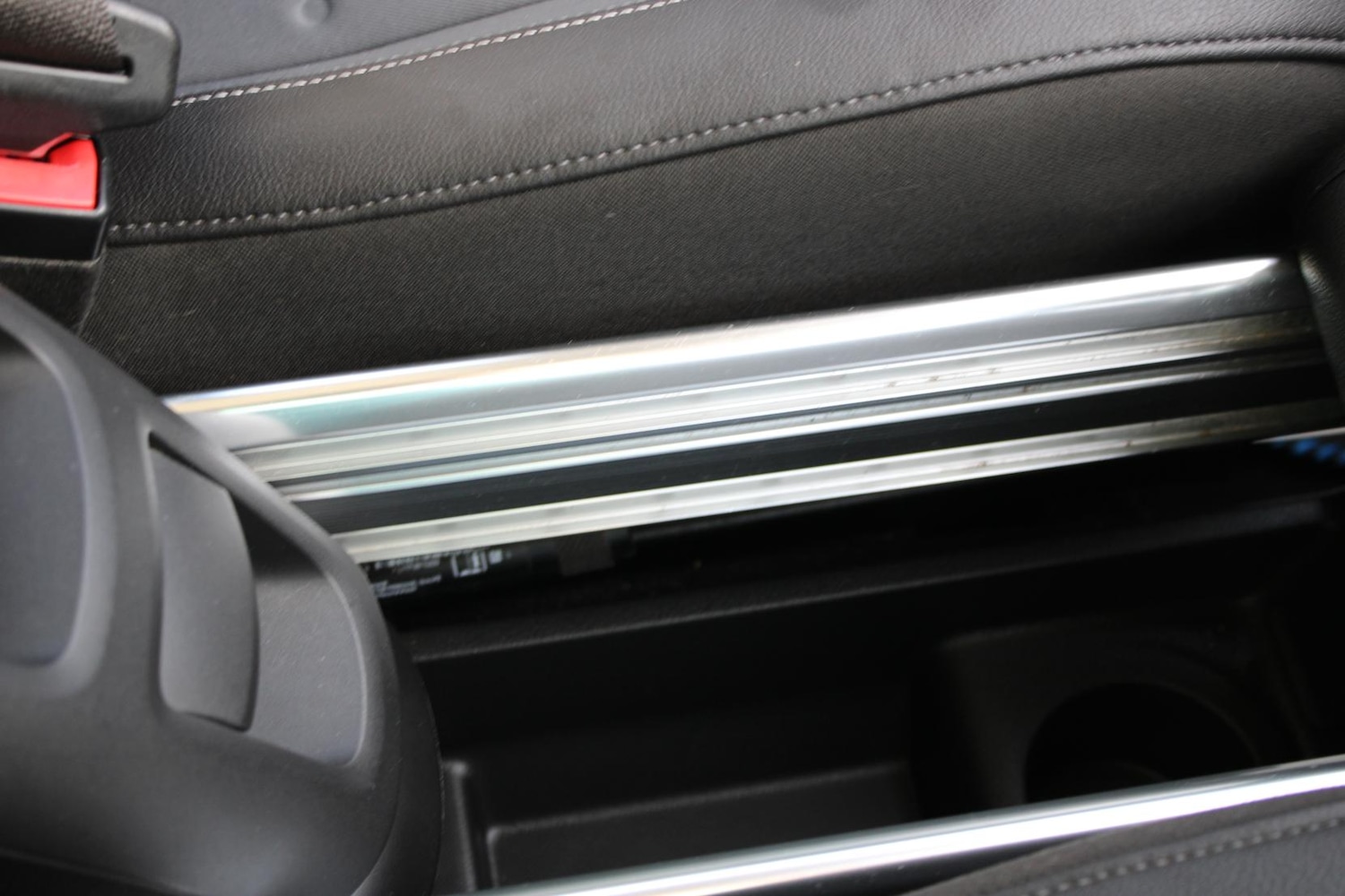 Used Vauxhall Meriva 2015 for sale - 76922254: Photo 32