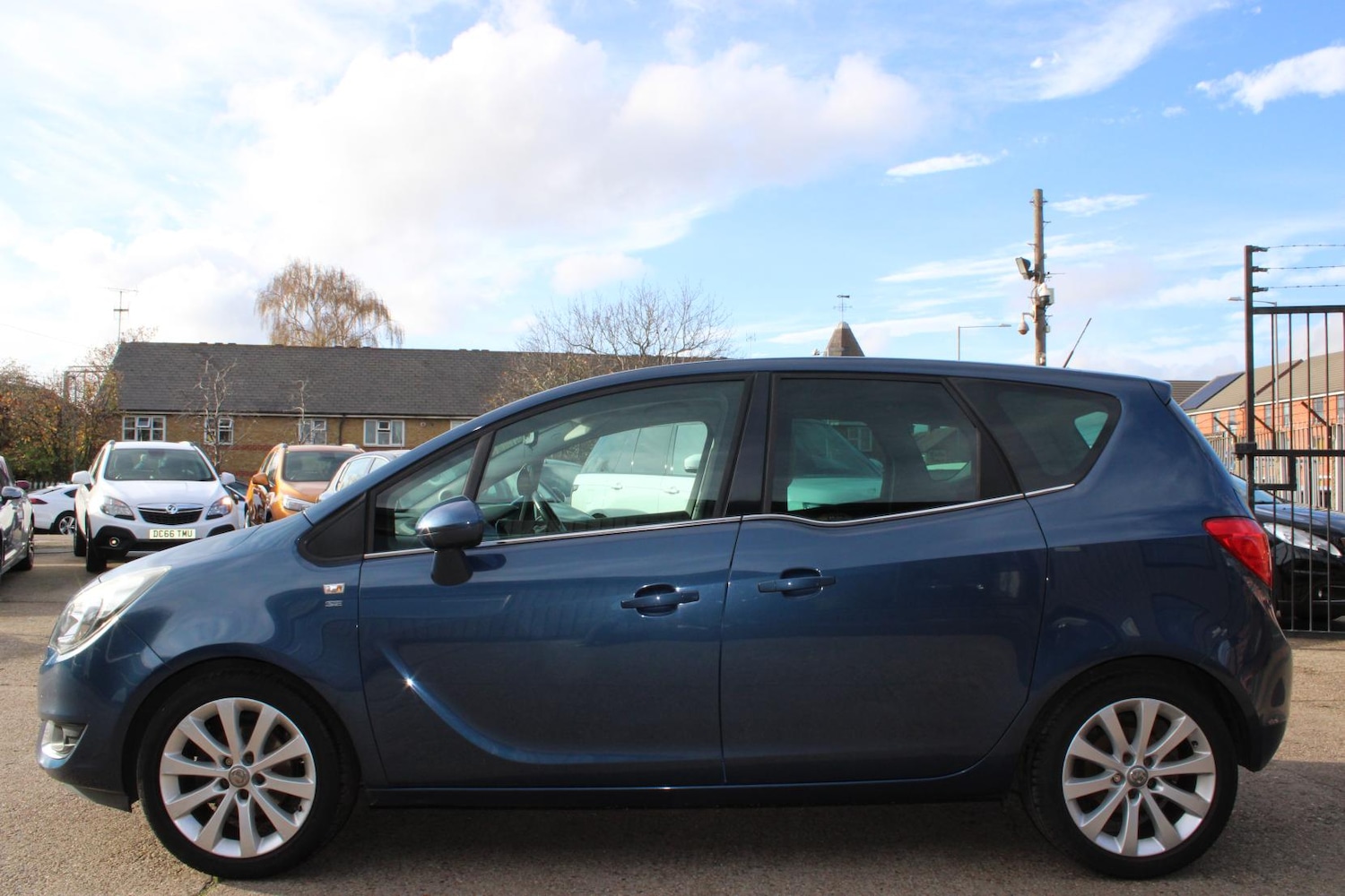 Used Vauxhall Meriva 2015 for sale - 76922254: Photo 6