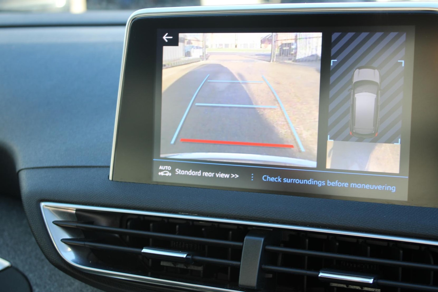 Used Peugeot 3008 2017 for sale - 76922261: Photo 30