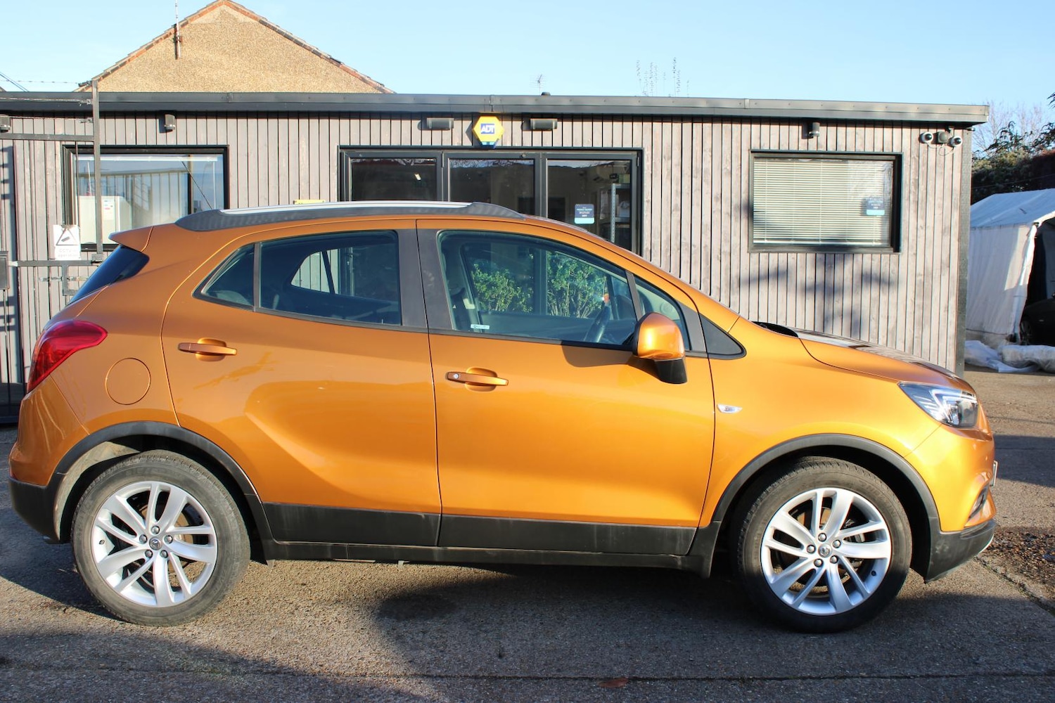 Used Vauxhall Mokka X 2018 for sale - 76922302: Photo 2