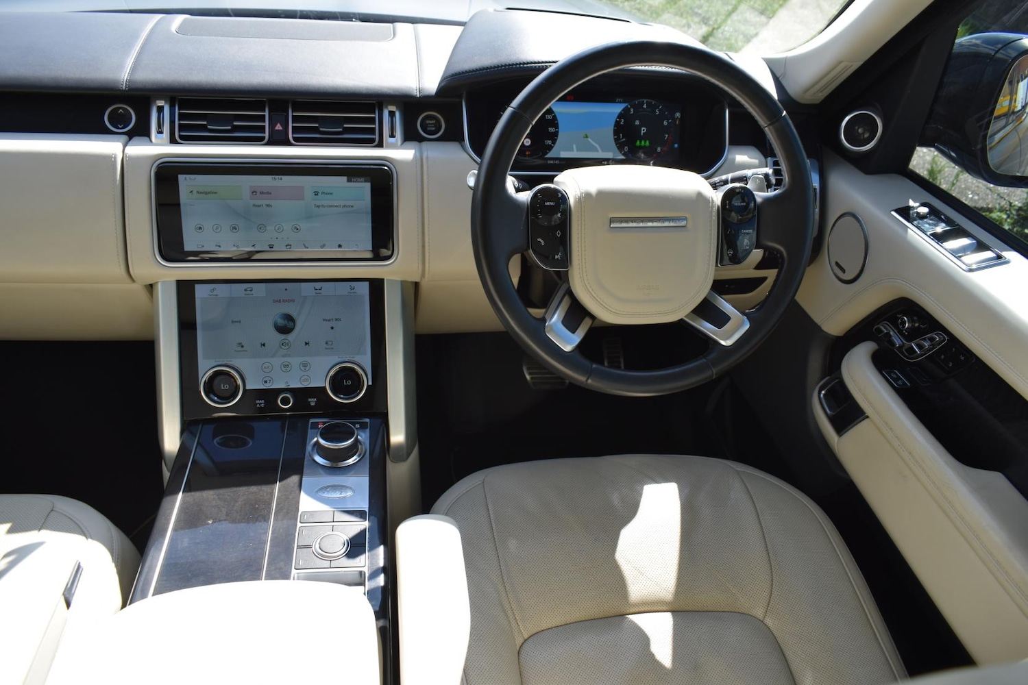 Used Land Rover Range Rover 2018 for sale - 77462027: Photo 2