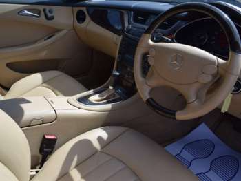 Used Mercedes-Benz CLS 2006 for sale - 74308079: Photo