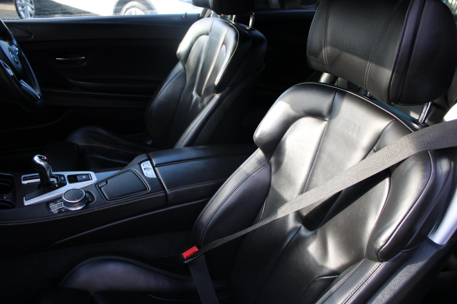 Used BMW M6 2017 for sale - 76922300: Photo 27