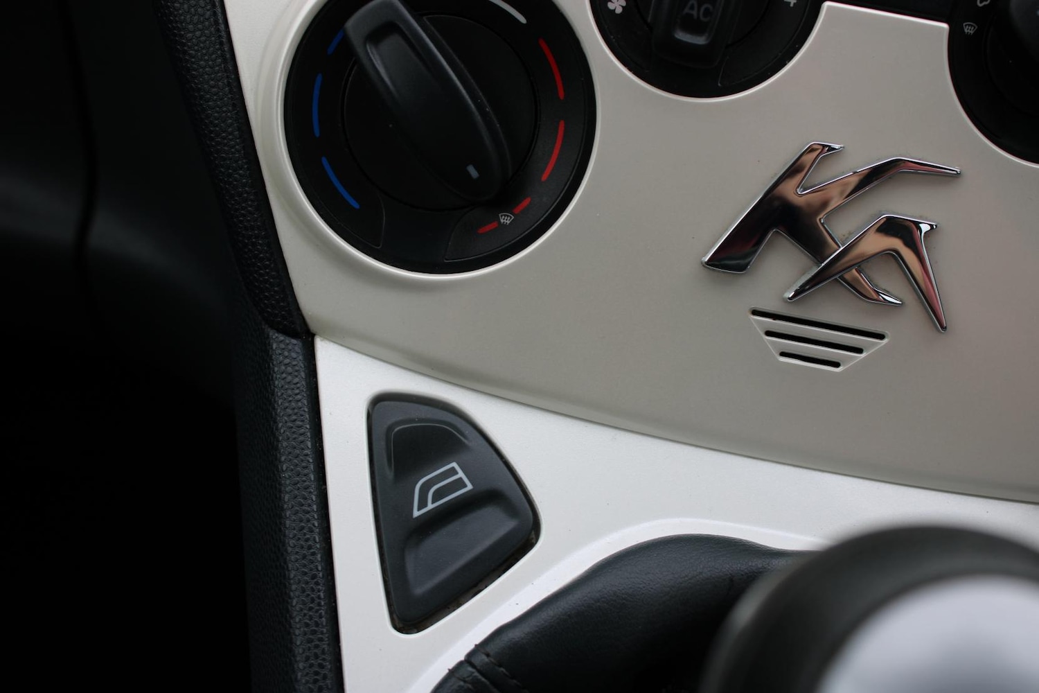 Used Ford Ka 2012 for sale - 76979782: Photo 34