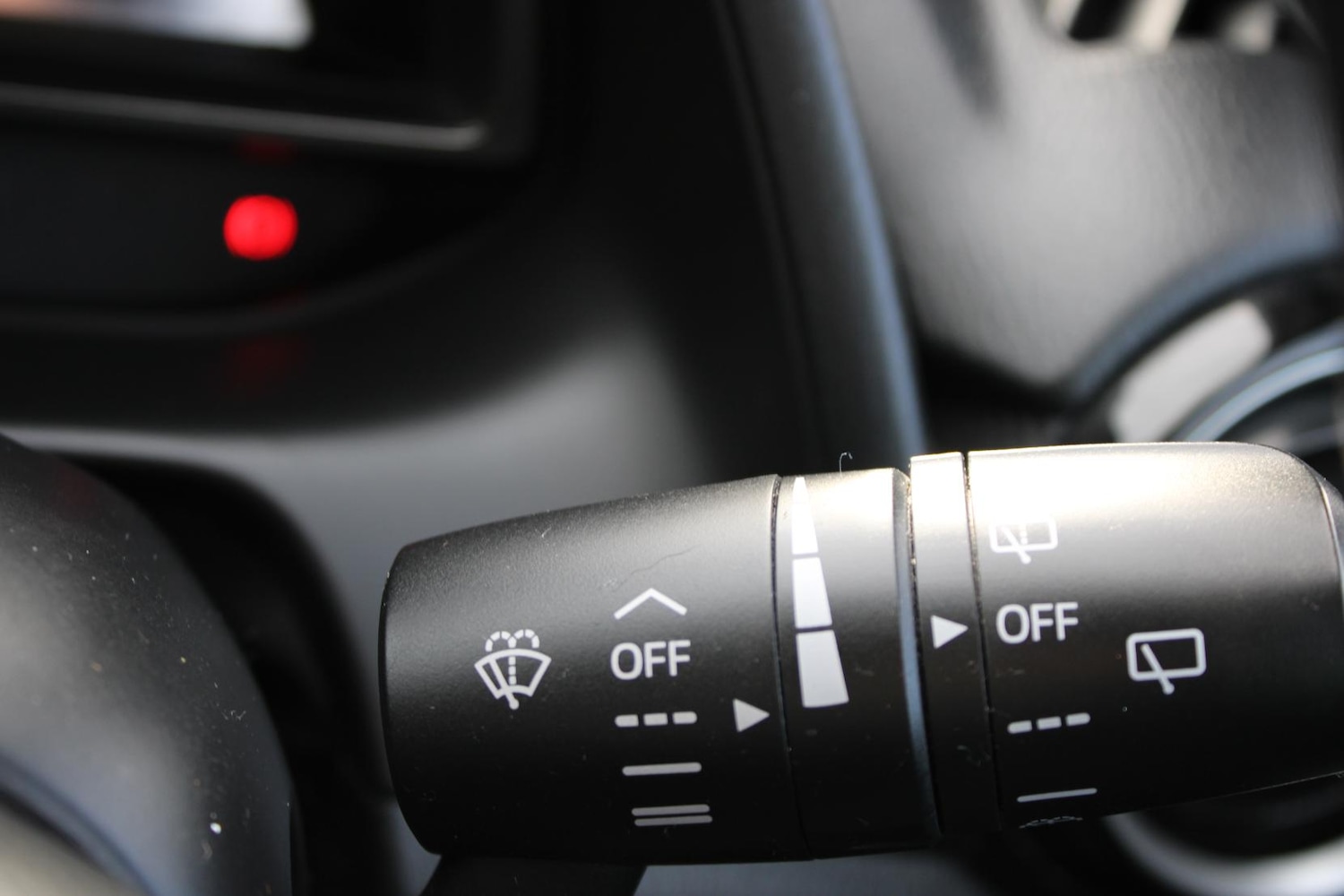 Used Mazda Mazda2 2019 for sale - 76922250: Photo 28