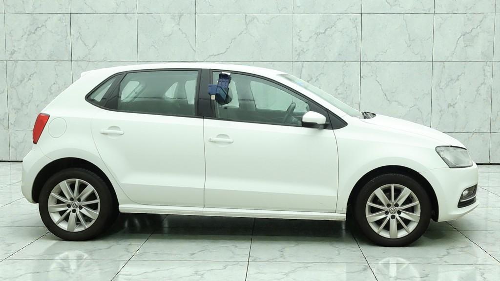 Used Volkswagen Polo 2015 for sale - 77462049: Photo 2