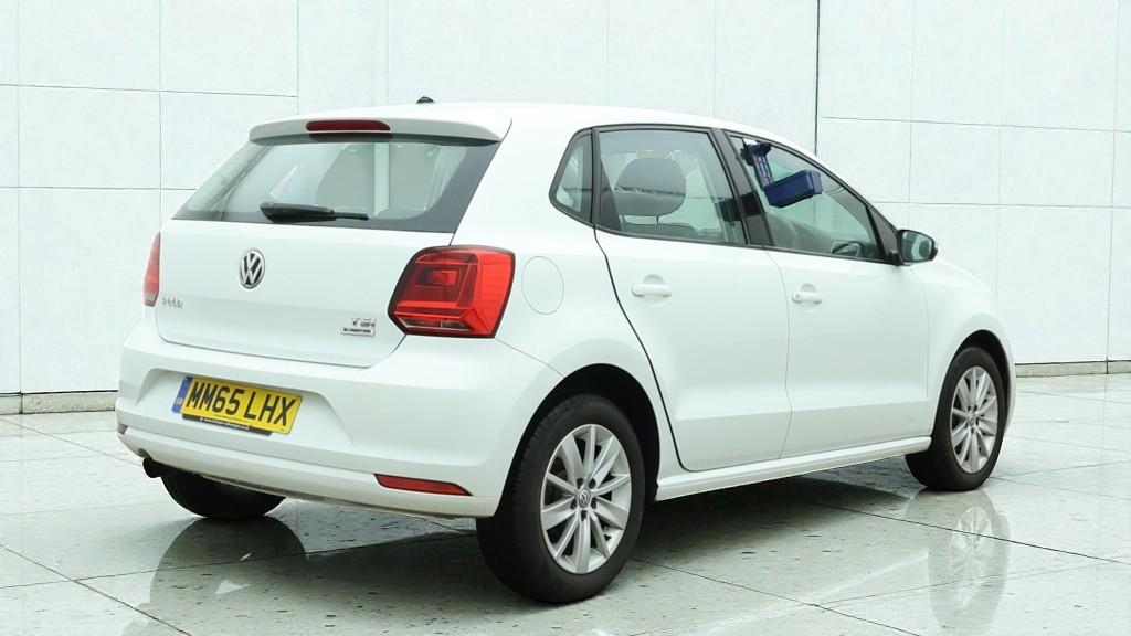 Used Volkswagen Polo 2015 for sale - 77462049: Photo 3