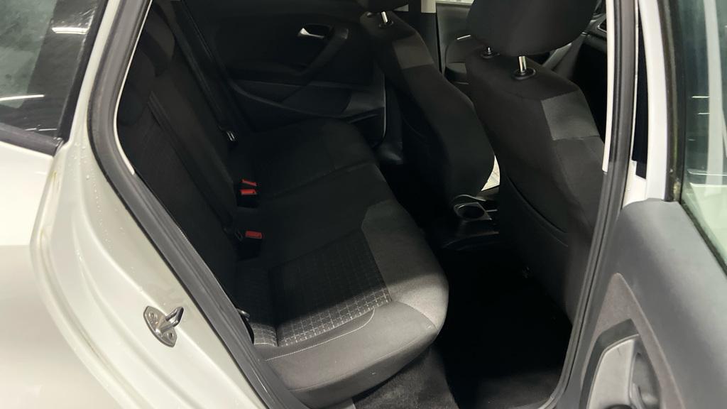 Used Volkswagen Polo 2015 for sale - 77462049: Photo 8