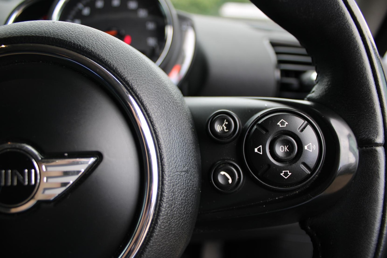 Used MINI Clubman 2017 for sale - 76979793: Photo 28