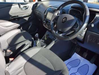 Used Renault Captur 2017 for sale - 74171440: Photo