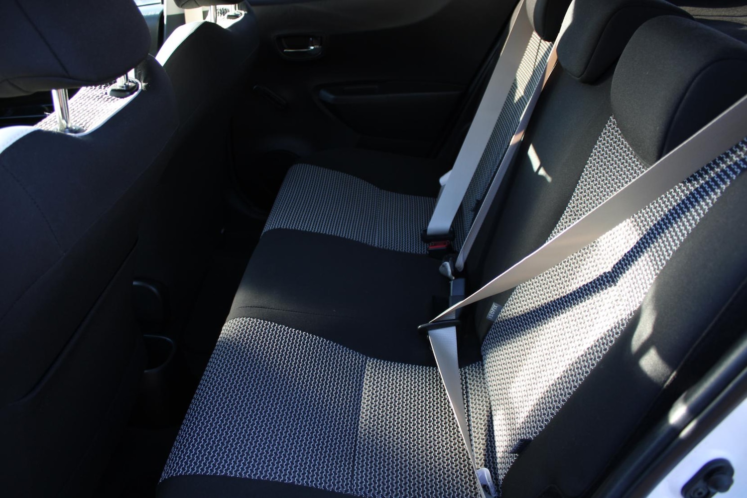 Used Toyota Yaris 2013 for sale - 77462032: Photo 15