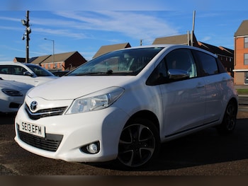 Used Toyota Yaris 2013 for sale - 77462032: Photo