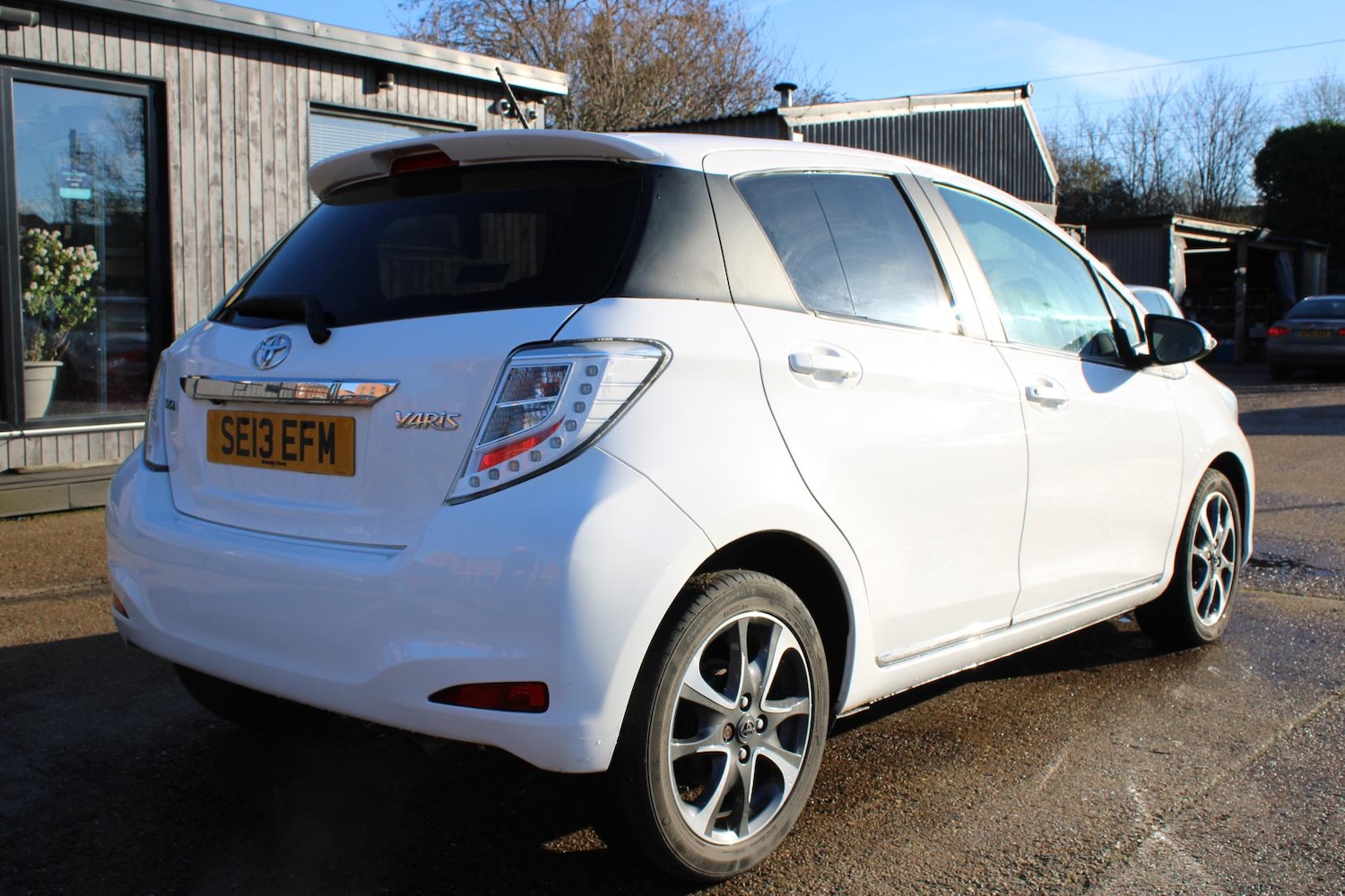 Used Toyota Yaris 2013 for sale - 77462032: Photo 4