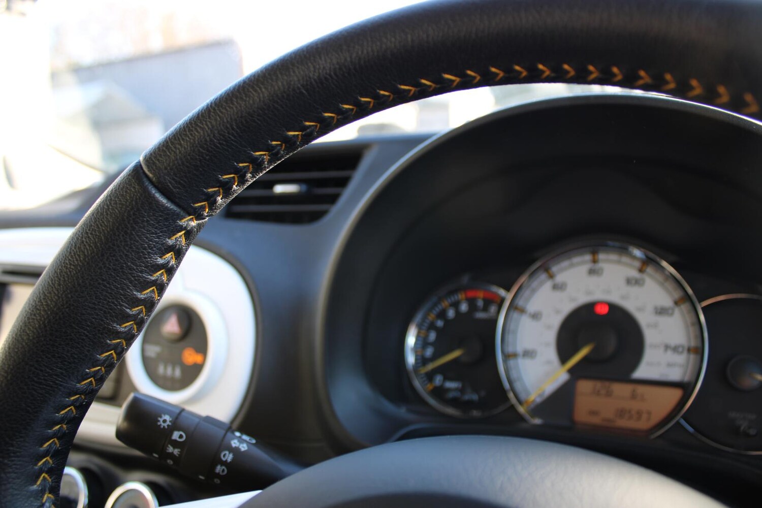 Used Toyota Yaris 2013 for sale - 77462032: Photo 42