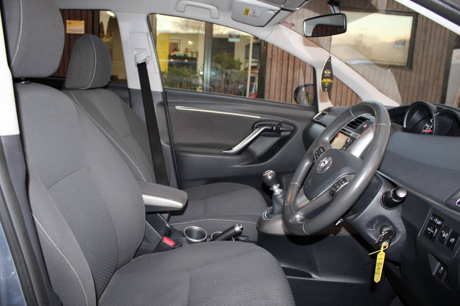 Used Toyota Verso 2013 for sale - 76922295: Photo 10