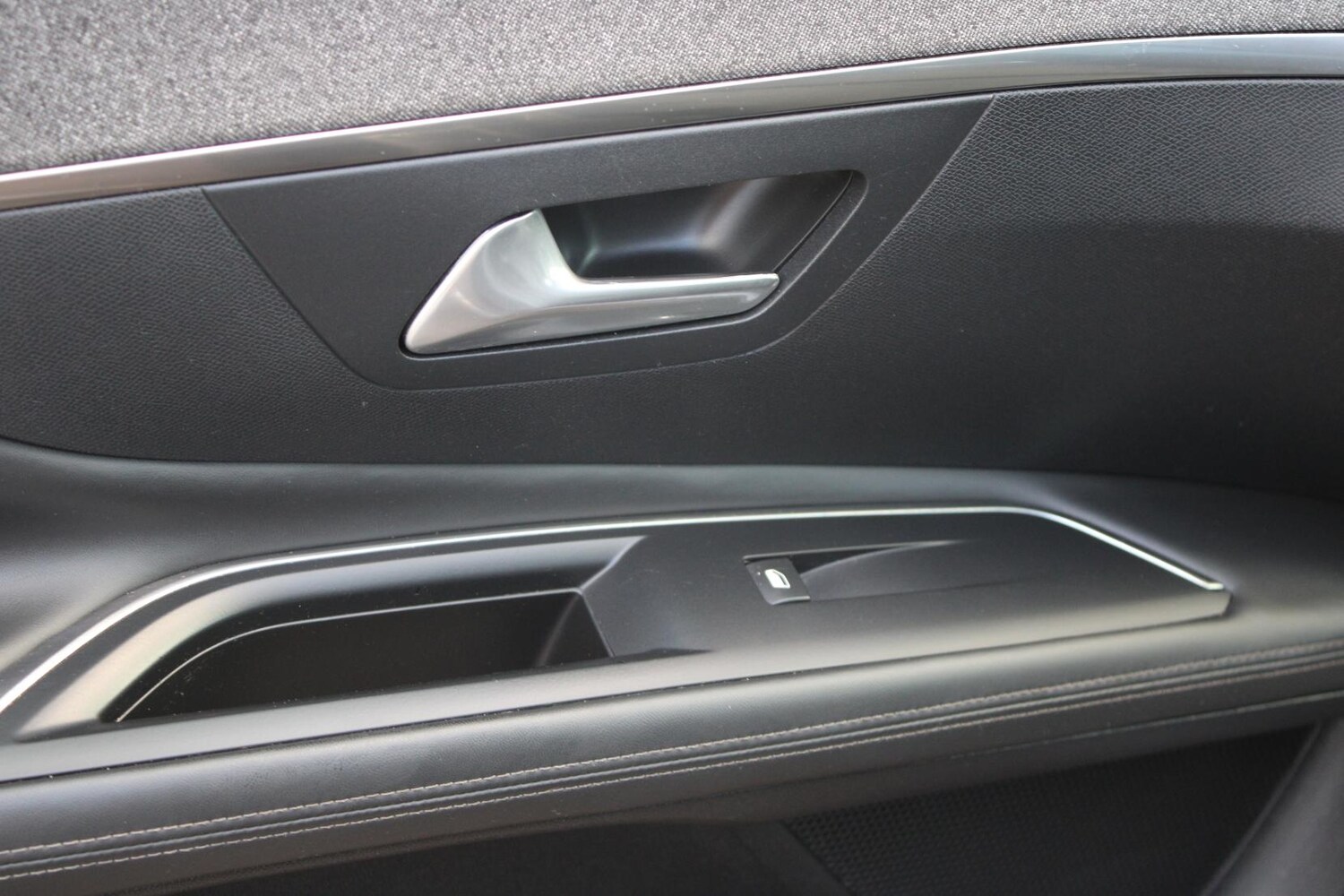 Used Peugeot 3008 2017 for sale - 77367213: Photo 34