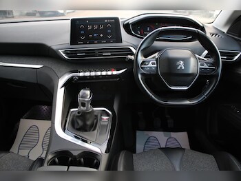 Used Peugeot 3008 2017 for sale - 77367213: Photo