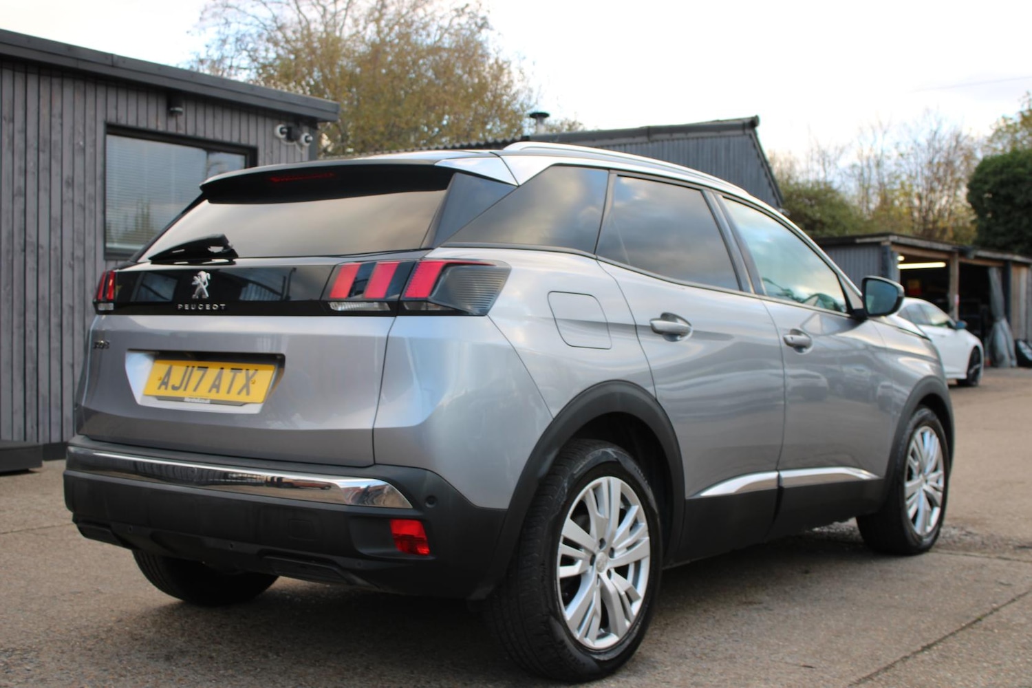 Used Peugeot 3008 2017 for sale - 77367213: Photo 8