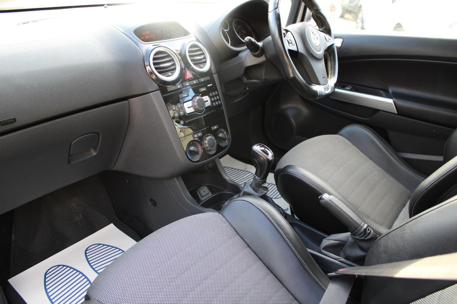 Used Vauxhall Corsa 2014 for sale - 77592390: Photo 19