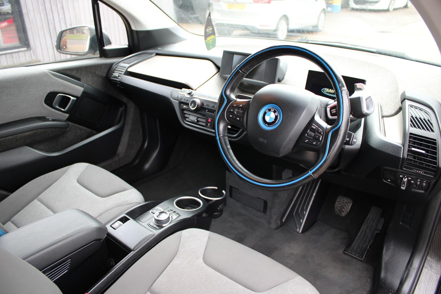 Used BMW i3 2017 for sale - 77462003: Photo 17