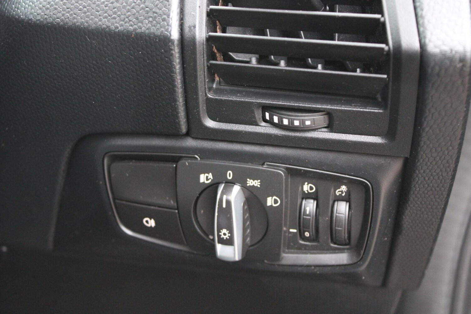 Used BMW i3 2017 for sale - 77462003: Photo 30