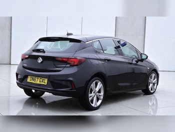 Used Vauxhall Astra 2017 for sale - 77005943: Photo