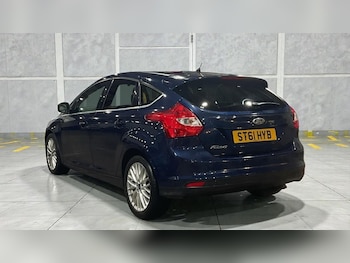 Used Ford Focus 2011 for sale - 76987589: Photo