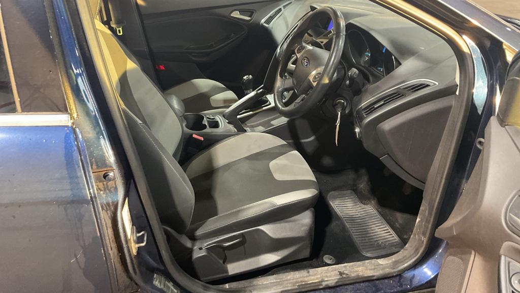 Used Ford Focus 2011 for sale - 76987589: Photo 7