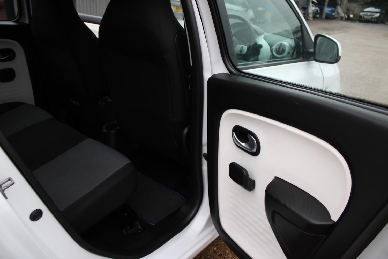 Used Renault Twingo 2015 for sale - 77005951: Photo 17