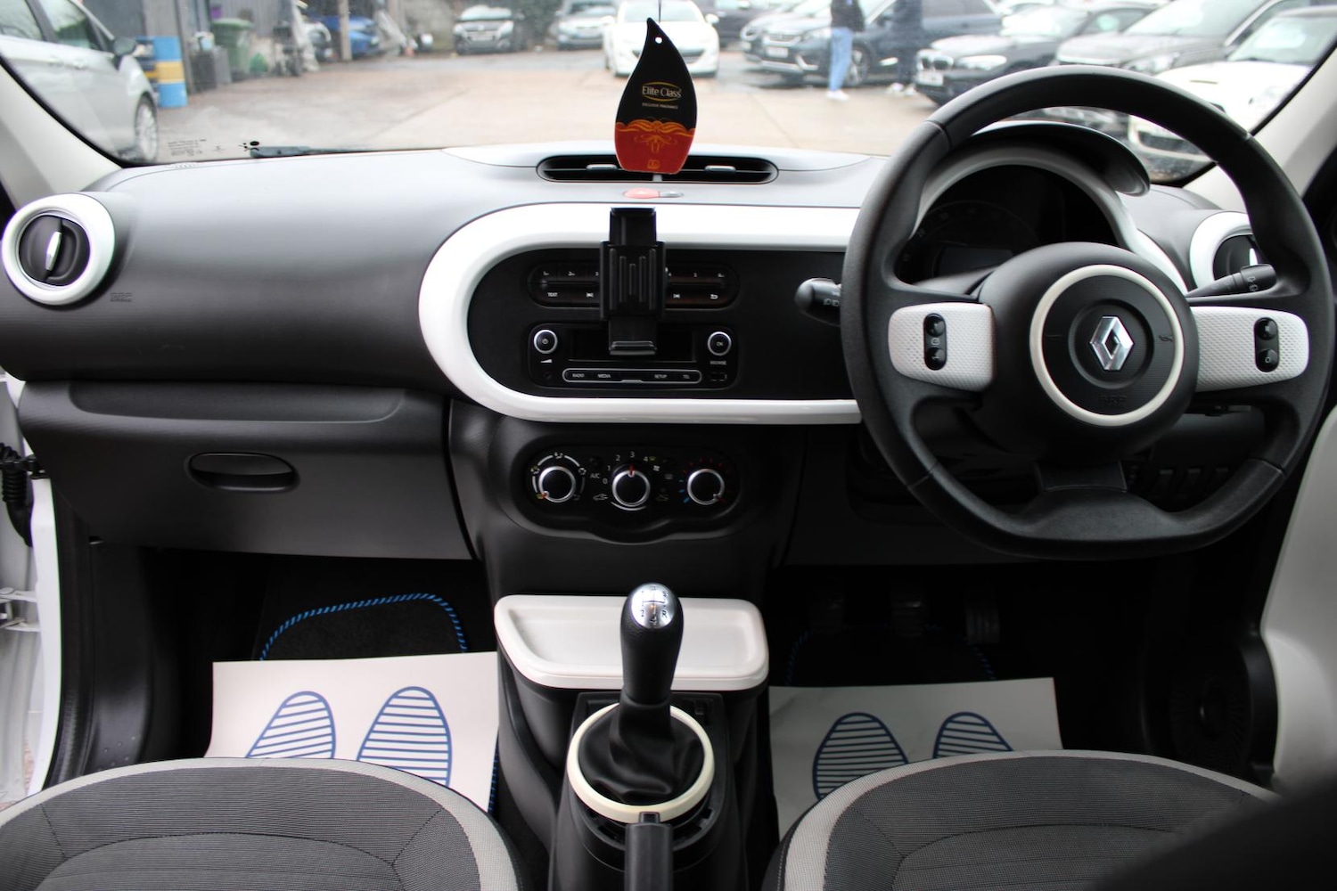 Used Renault Twingo 2015 for sale - 77005951: Photo 18