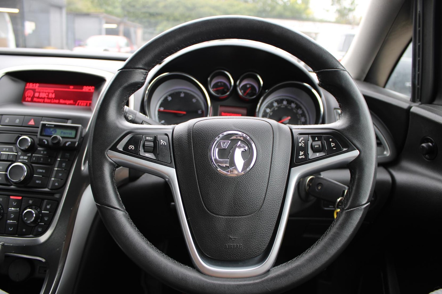 Used Vauxhall Astra 2011 for sale - 76922296: Photo 21