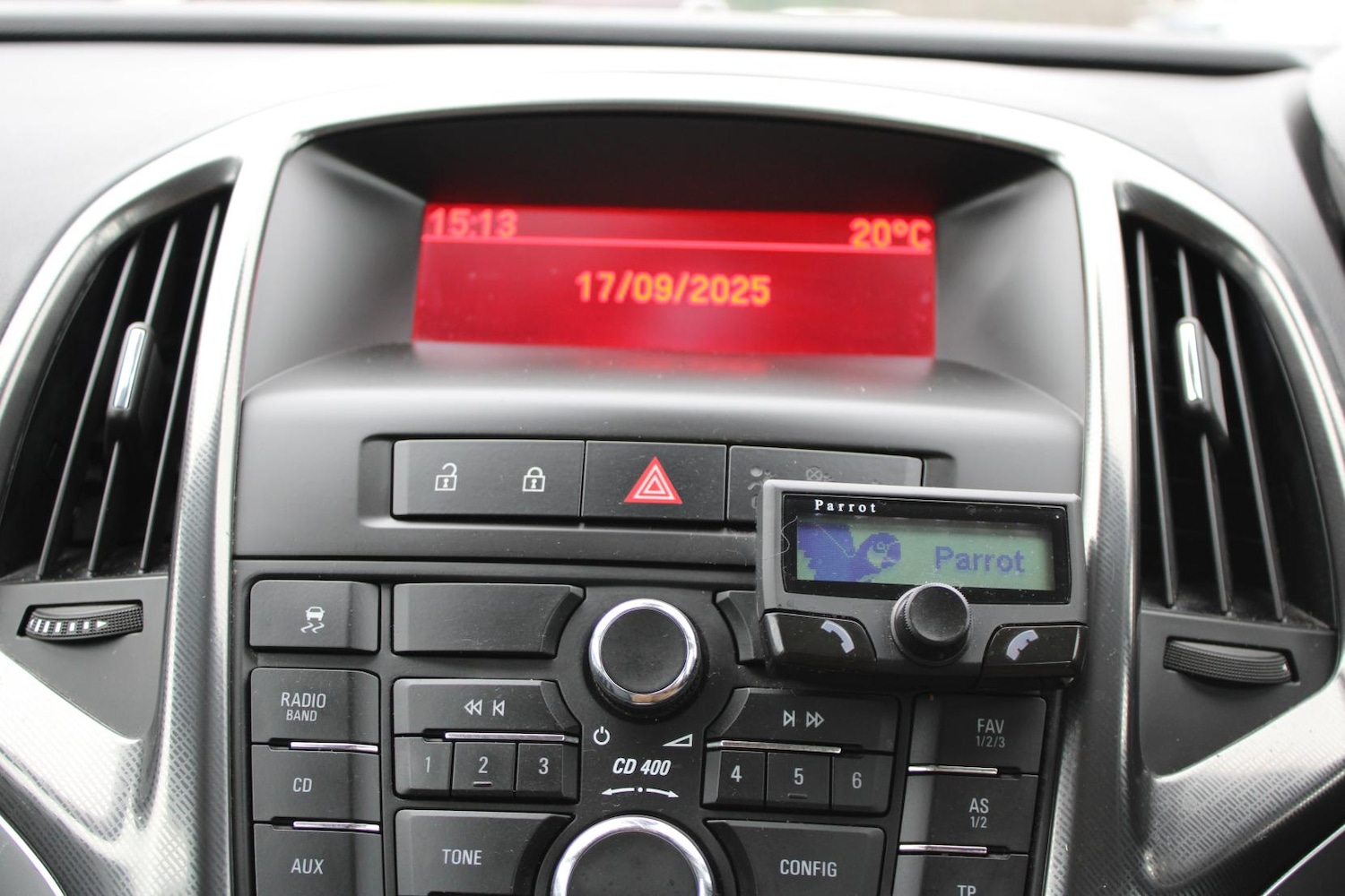 Used Vauxhall Astra 2011 for sale - 76922296: Photo 29