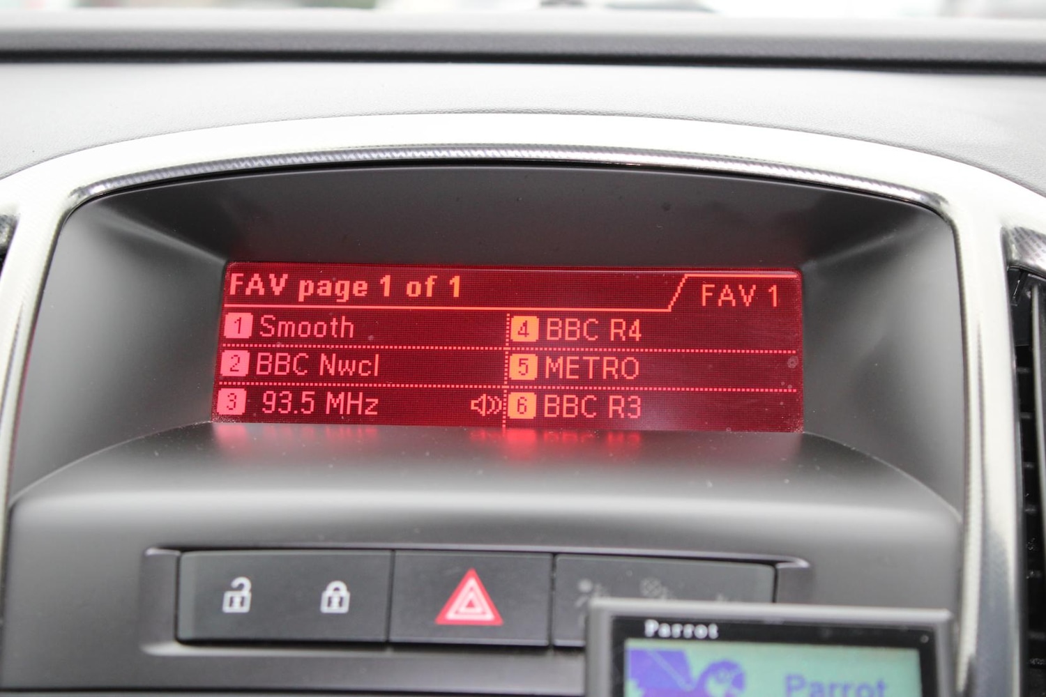 Used Vauxhall Astra 2011 for sale - 76922296: Photo 36