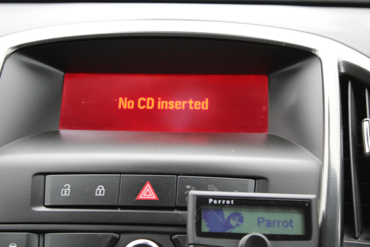 Used Vauxhall Astra 2011 for sale - 76922296: Photo 37