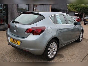 Used Vauxhall Astra 2011 for sale - 76922296: Photo