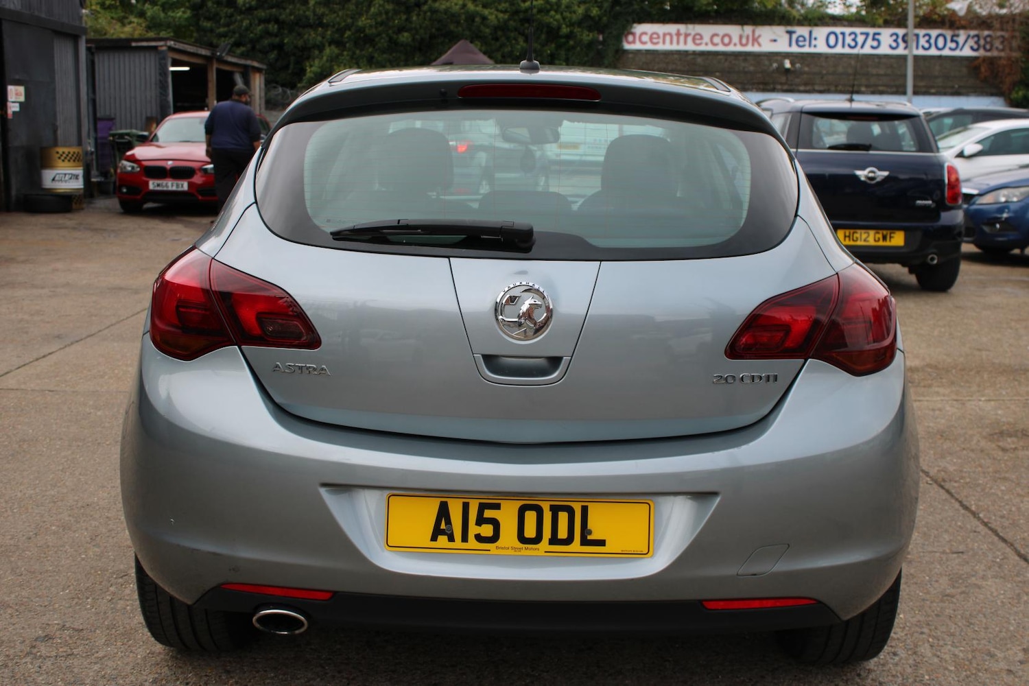 Used Vauxhall Astra 2011 for sale - 76922296: Photo 4