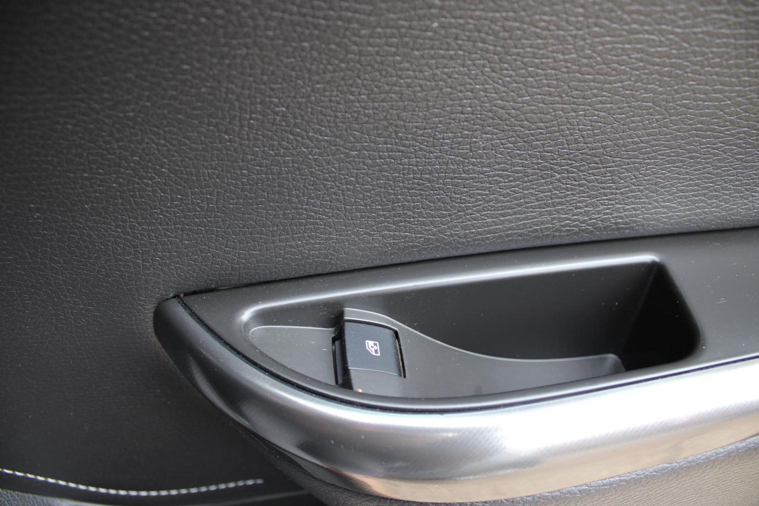 Used Vauxhall Astra 2011 for sale - 76922296: Photo 46