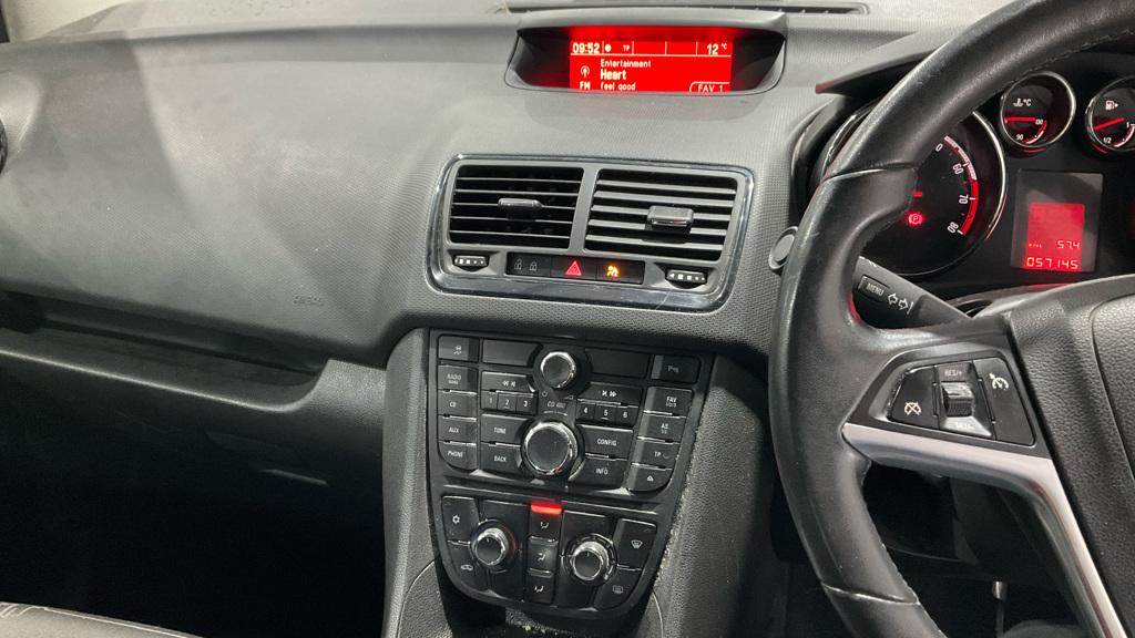 Used Vauxhall Meriva 2015 for sale - 76979756: Photo 9