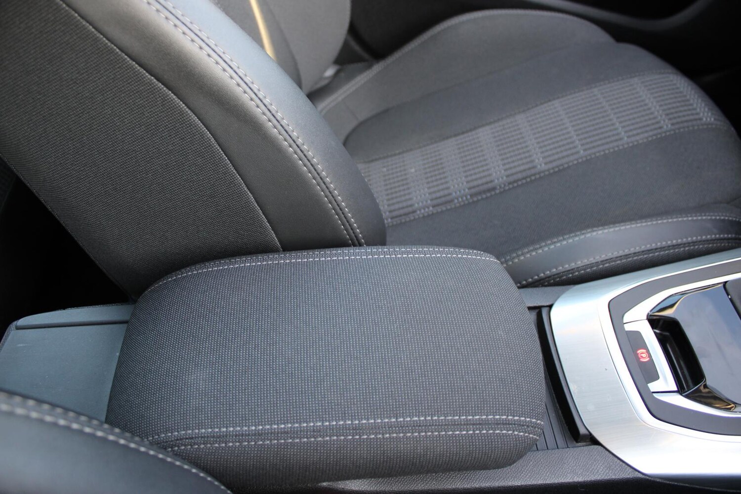 Used Peugeot 308 2018 for sale - 77462015: Photo 43